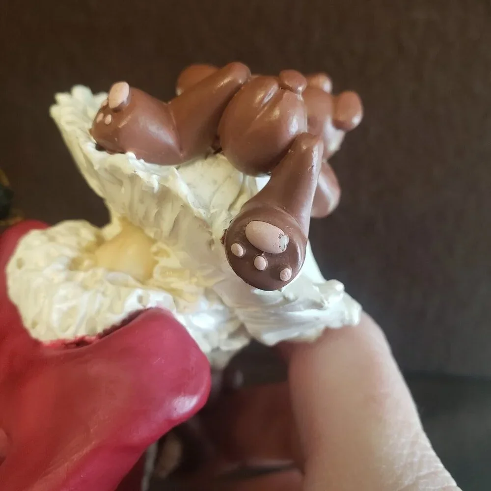 Vintage Possible Dreams Mini Munchikins Santa 1992 Figurine with bears resin Sad
